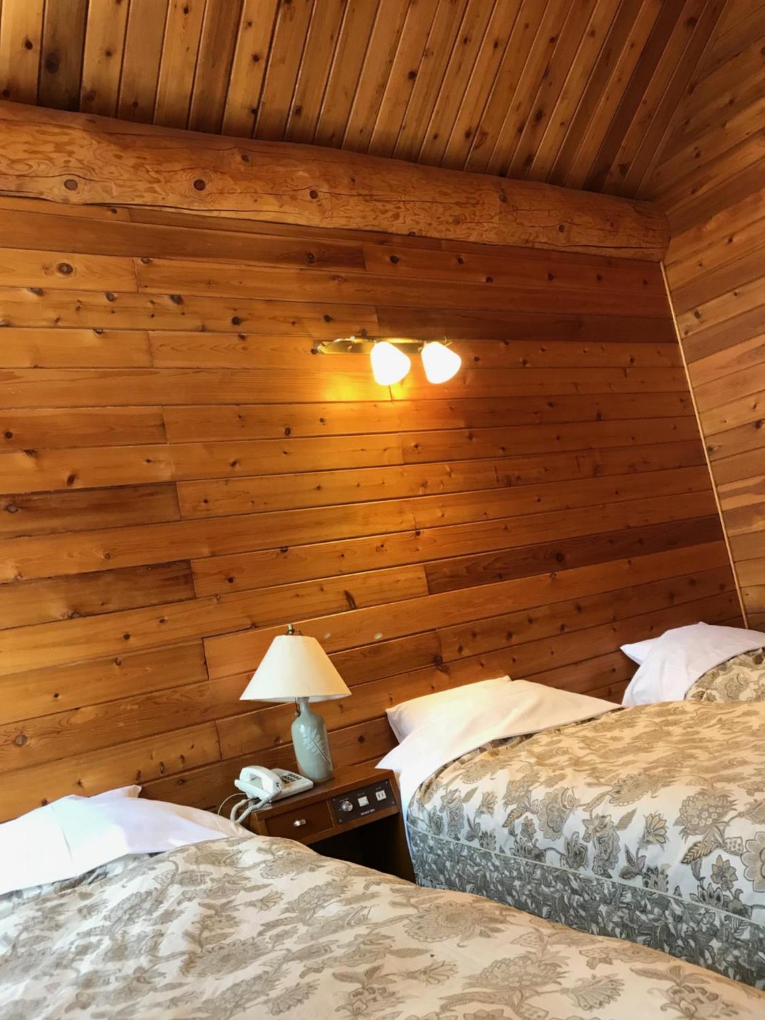 Log Hotel Kamloops Shinano  Exteriör bild