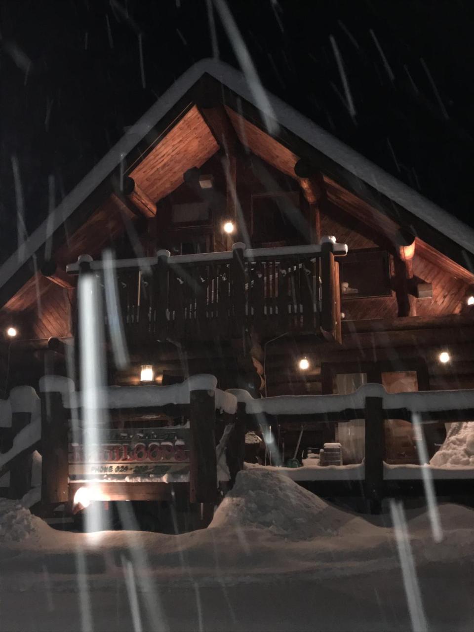 Log Hotel Kamloops Shinano  Exteriör bild