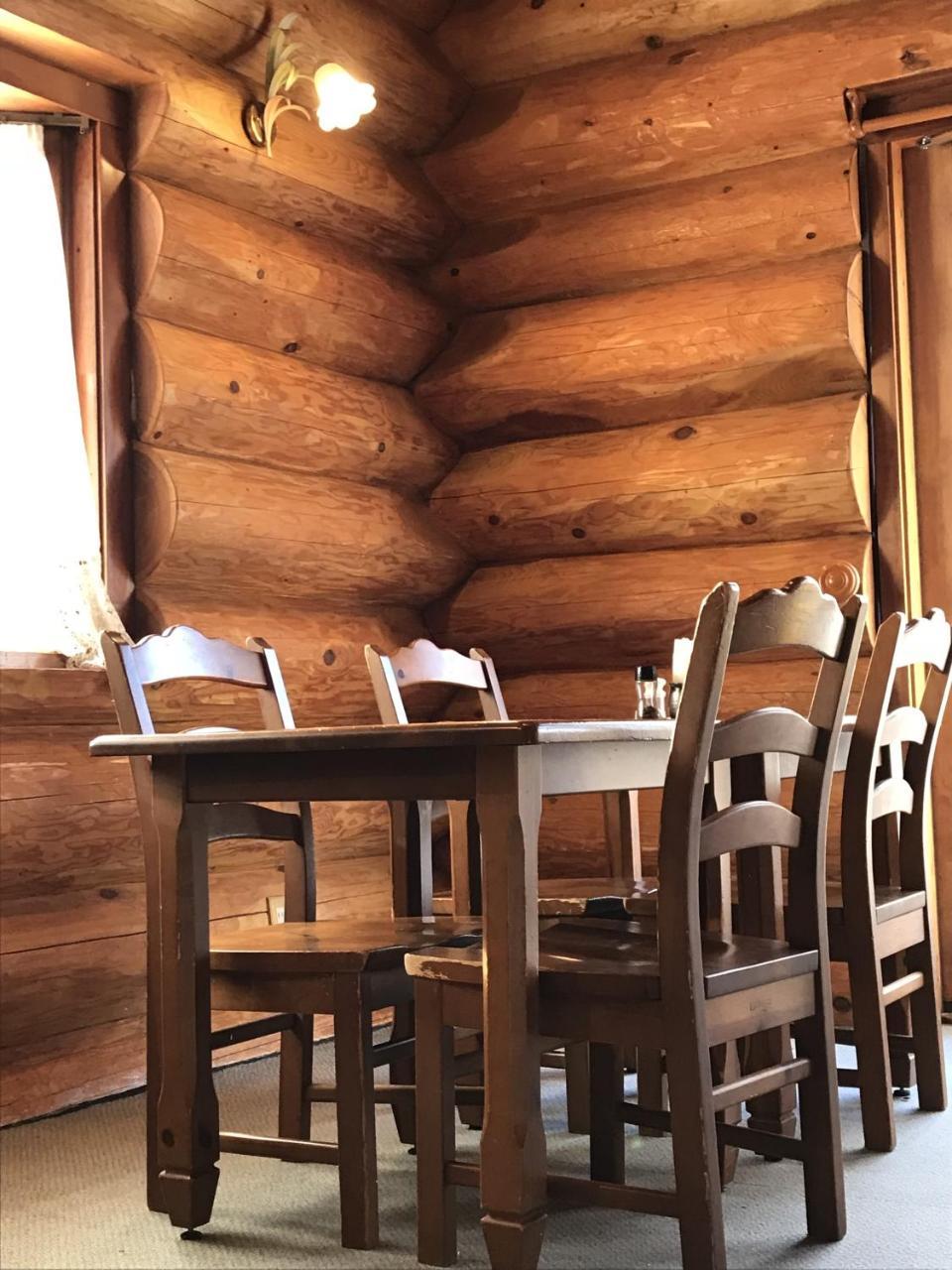 Log Hotel Kamloops Shinano  Exteriör bild